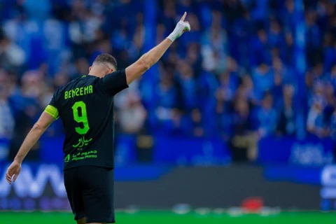 من 2-0 إلى 2-2.. الاتحاد يسجل ثنائية أمام النصر في 3 دقائق بالدوري السعودي